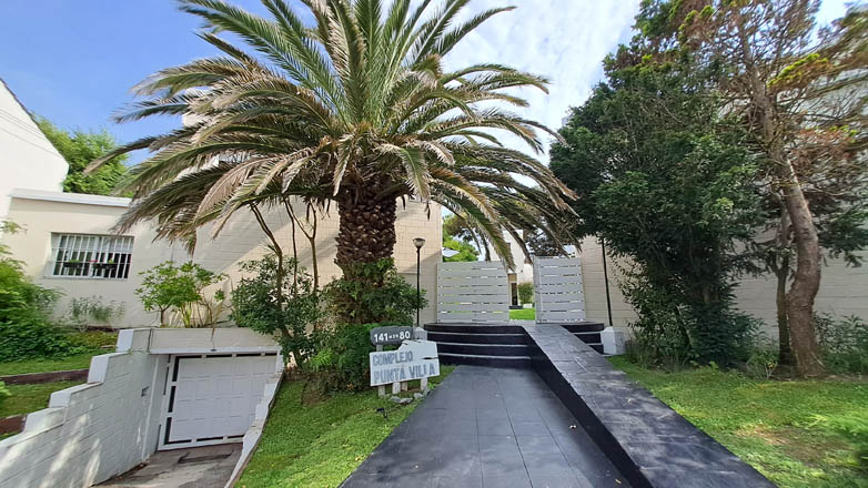 Complejo Punta Villa, Villa Gesell