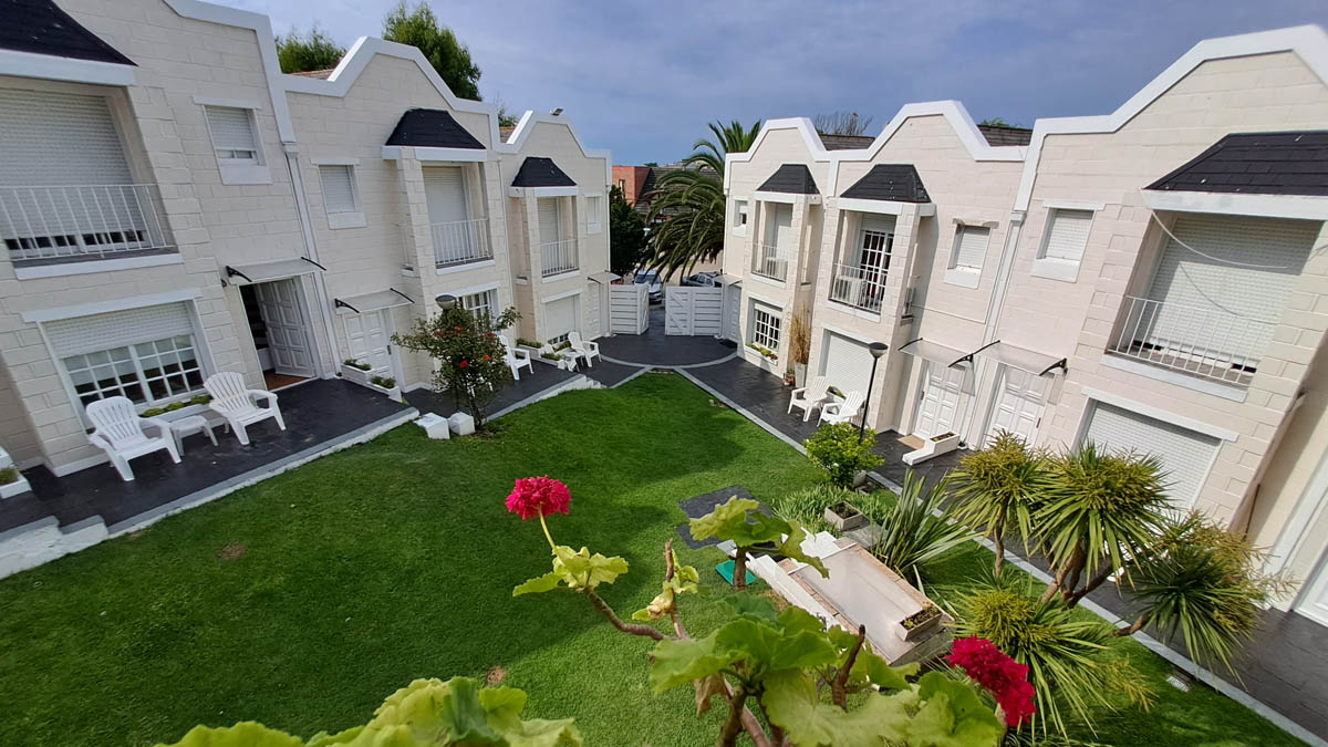 Complejo Punta Villa, Villa Gesell